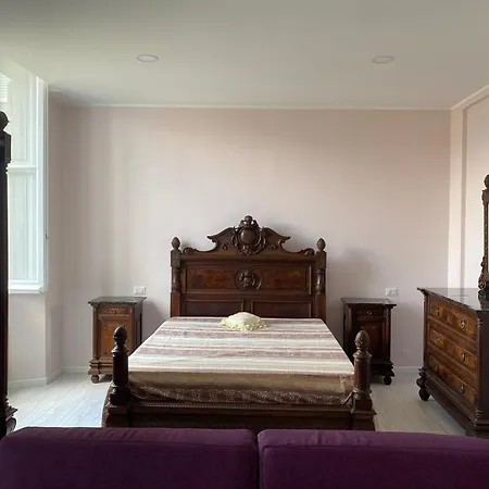 Belinda S' * Μπαβένο